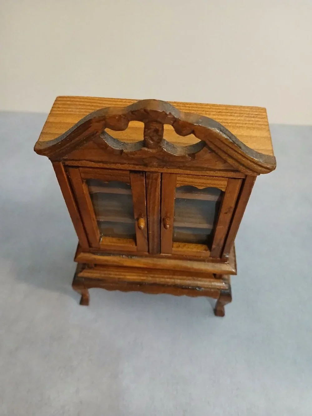 Vintage Wooden Dollhouse/Miniature Double Door China Cabinet-1:12 Scale